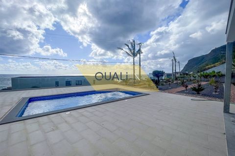 Villa i Calheta, Madeira, Calheta - € 1.195.000 | Ref: Q2202 - foto 11