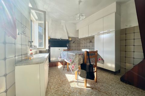 Stadthaus in Stazzema, Lucca, Stazzema - € 90.000 | Ref: 1748 - Foto 8