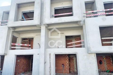 Rækkehus i Corroios, Setubal, Corroios - € 625.000 | Ref: 363/M/00808 - foto 1