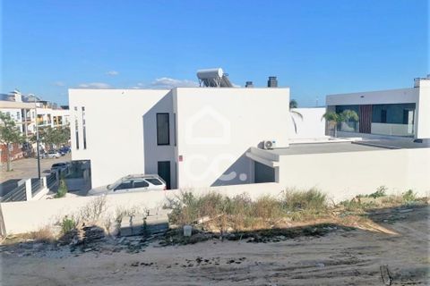 Rækkehus i Corroios, Setubal, Corroios - € 625.000 | Ref: 363/M/00808 - foto 3