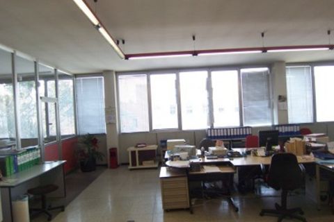 Erhvervsejendom i Segrate, Milan, Segrate - € 16.666 | Ref: UL858 - foto 2