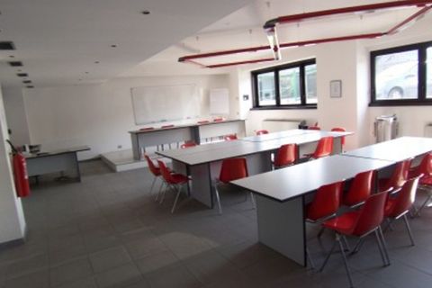 Erhvervsejendom i Segrate, Milan, Segrate - € 16.666 | Ref: UL858 - foto 3