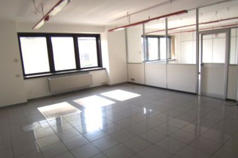 Erhvervsejendom i Segrate, Milan, Segrate - € 16.666 | Ref: UL858 - foto 5