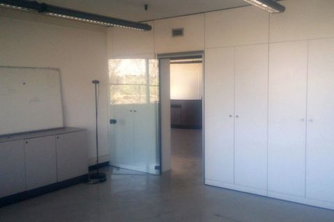Erhvervsejendom i Vimodrone, Milan, Vimodrone - € 700.000 | Ref: UV590 - foto 9