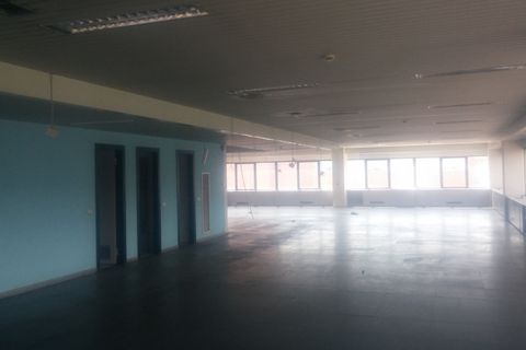 Erhvervsejendom i Vimodrone, Milan, Vimodrone - € 14.115 | Ref: UL1752 - foto 4