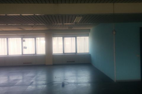 Erhvervsejendom i Vimodrone, Milan, Vimodrone - € 14.115 | Ref: UL1752 - foto 9