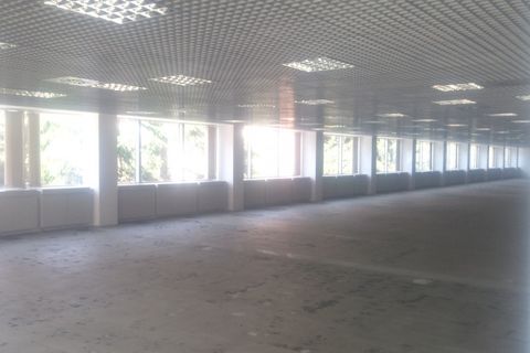 Erhvervsejendom i Segrate, Milan, Segrate - € 10.625 | Ref: UL2269 - foto 2