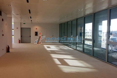 Erhvervsejendom i Segrate, Milan, Segrate - € 29.420 | Ref: ULJW1068 - foto 3