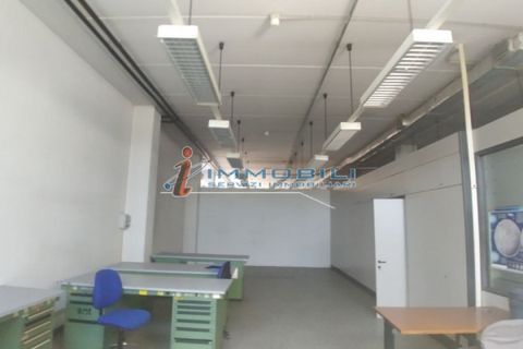 Erhvervsejendom i Vimodrone, Milan, Vimodrone - € 430.000 | Ref: MV165 - foto 7