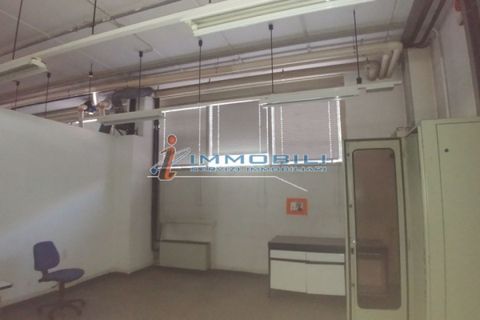 Erhvervsejendom i Vimodrone, Milan, Vimodrone - € 430.000 | Ref: MV165 - foto 13