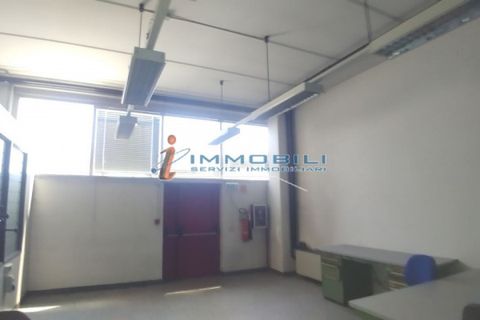 Erhvervsejendom i Vimodrone, Milan, Vimodrone - € 430.000 | Ref: MV165 - foto 17