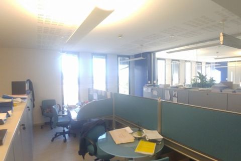 Erhvervsejendom i Segrate, Milan, Segrate - € 543.600 | Ref: UV790 - foto 22