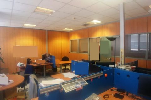 L'establiment comercial a Vimodrone, Milan, Vimodrone - € 11.250 | Ref: UL2675 - foto 3