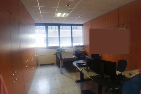 L'establiment comercial a Vimodrone, Milan, Vimodrone - € 11.250 | Ref: UL2675 - foto 11