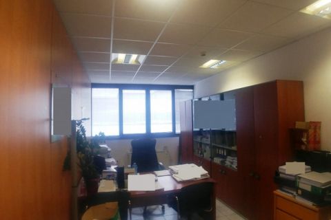 L'establiment comercial a Vimodrone, Milan, Vimodrone - € 11.250 | Ref: UL2675 - foto 21