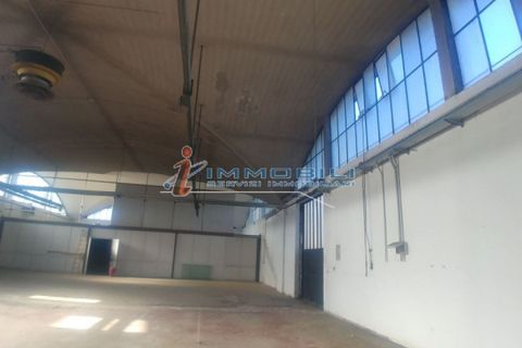 Erhvervsejendom i Desio, Monza and Brianza, Desio - € 1.510.000 | Ref: ZV847 - foto 12