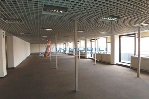 Erhvervsejendom i Segrate, Milan, Segrate - € 19.955 | Ref: ULUI022 - foto 7