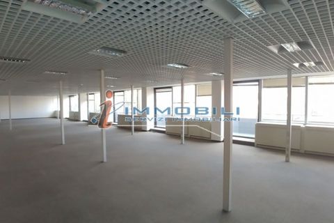 Erhvervsejendom i Segrate, Milan, Segrate - € 19.955 | Ref: ULUI022 - foto 11