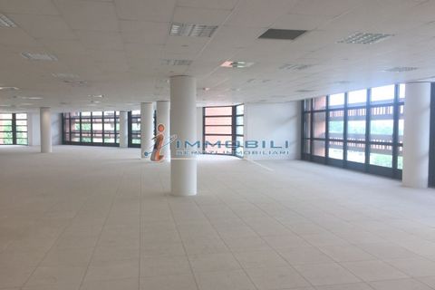 Erhvervsejendom i Vimodrone, Milan, Vimodrone - € 33.833 | Ref: ULMG2711 - foto 8