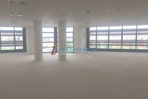 Erhvervsejendom i Vimodrone, Milan, Vimodrone - € 33.833 | Ref: ULMG2711 - foto 10