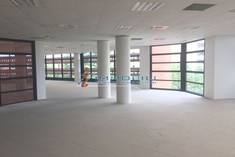 Erhvervsejendom i Vimodrone, Milan, Vimodrone - € 33.833 | Ref: ULMG2711 - foto 12