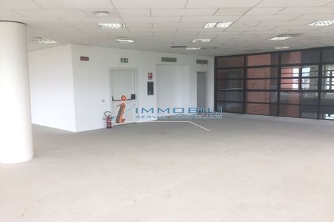 Erhvervsejendom i Vimodrone, Milan, Vimodrone - € 33.833 | Ref: ULMG2711 - foto 14