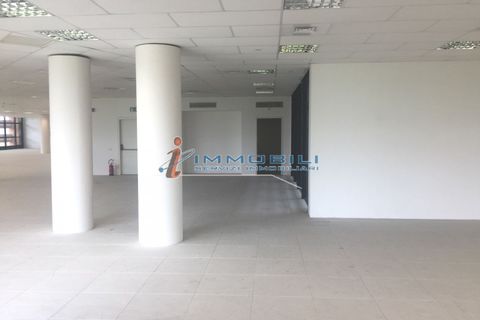 Erhvervsejendom i Vimodrone, Milan, Vimodrone - € 33.833 | Ref: ULMG2711 - foto 18