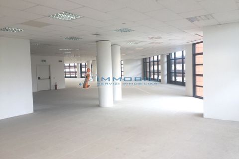 Erhvervsejendom i Vimodrone, Milan, Vimodrone - € 33.833 | Ref: ULMG2711 - foto 20