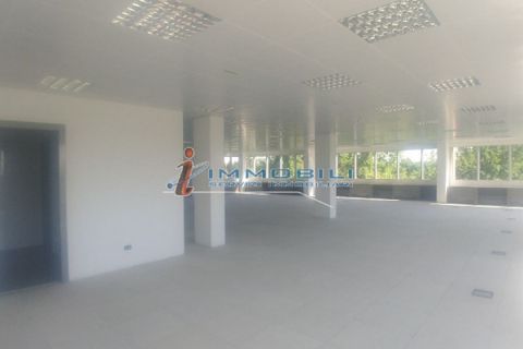 Erhvervsejendom i Basiglio, Milan, Basiglio - € 44.744 | Ref: ULUF011 - foto 5