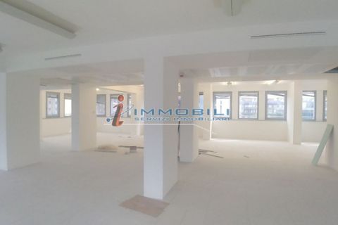 Erhvervsejendom i Milan, Milan, Milan - € 18.340 | Ref: ULTB061 - foto 6