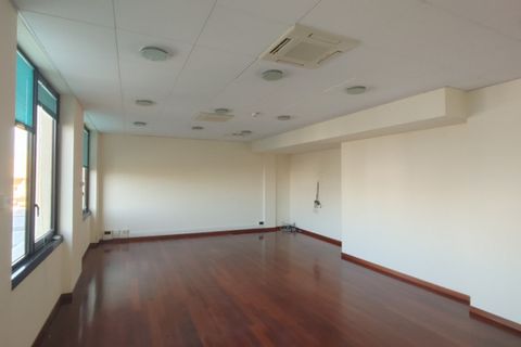 Erhvervsejendom i Milan, Milan, Milan - € 20.833 | Ref: ULKN207 - foto 2