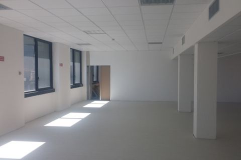 Erhvervsejendom i Milan, Milan, Milan - € 51.666 | Ref: ULKN208 - foto 1