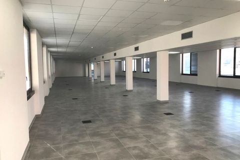 Erhvervsejendom i Milan, Milan, Milan - € 51.666 | Ref: ULKN208 - foto 17