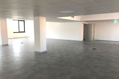 Erhvervsejendom i Milan, Milan, Milan - € 51.666 | Ref: ULKN208 - foto 21