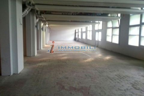 Erhvervsejendom i Monza, Monza and Brianza, Monza - € 33.333 | Ref: ML813 - foto 12
