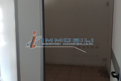 Erhvervsejendom i Concorezzo, Monza and Brianza, Concorezzo - € 290.000 | Ref: UV852 - foto 4