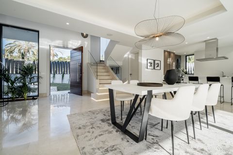 Villa a Estepona, Malaga, Estepona - € 1.995.000 | Ref: 1969MVD24 - foto 14