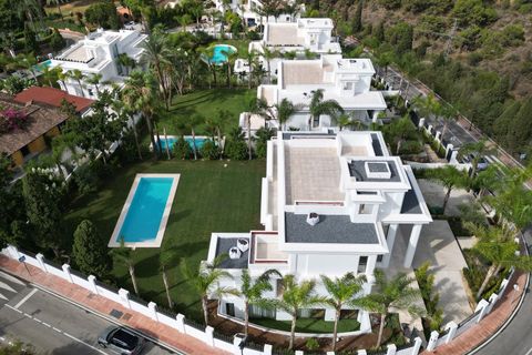 Villa i Marbella, Malaga, Marbella - € 6.500.000 | Ref: BHHS0344 - foto 46