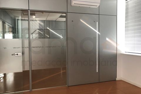 L'establiment comercial a Carnaxide, Lisbon, Carnaxide - € 4.750/mes | Ref: CDCA0101-574 - foto 16