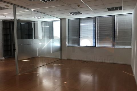 L'establiment comercial a Carnaxide, Lisbon, Carnaxide - € 4.750/mes | Ref: CDCA0101-574 - foto 21
