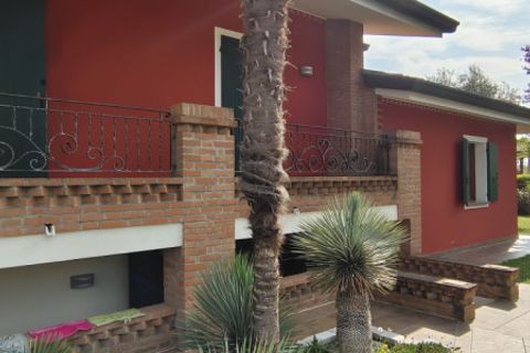 Villa i Arcade, Treviso, Arcade - € 400.000 | Ref: DV55 - foto 7