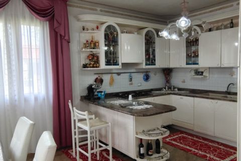 Villa i Arcade, Treviso, Arcade - € 400.000 | Ref: DV55 - foto 14