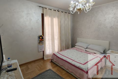 Villa i Arcade, Treviso, Arcade - € 400.000 | Ref: DV55 - foto 21