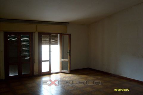 Lejlighed i Cavarzere, Venice, Cavarzere - € 70.000 | Ref: CA046V-T - foto 2