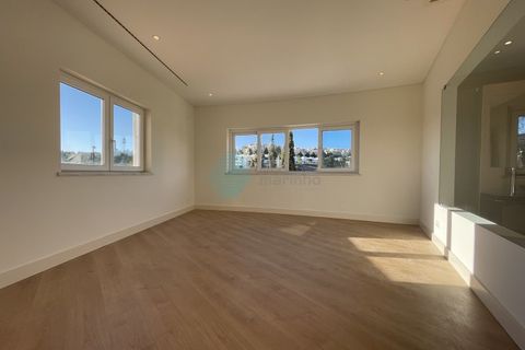 Villa i Belas, Lisbon, Belas - € 1.450.000 | Ref: 2659-V4UM - foto 25