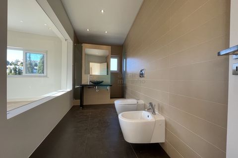 Villa i Belas, Lisbon, Belas - € 1.450.000 | Ref: 2659-V4UM - foto 27