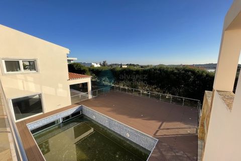 Villa i Belas, Lisbon, Belas - € 1.450.000 | Ref: 2659-V4UM - foto 29