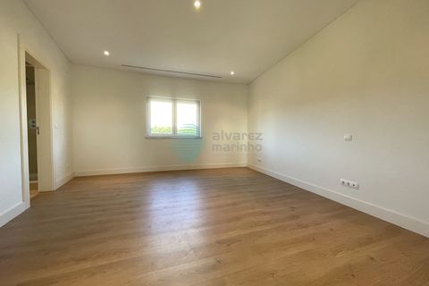 Villa i Belas, Lisbon, Belas - € 1.450.000 | Ref: 2659-V4UM - foto 30