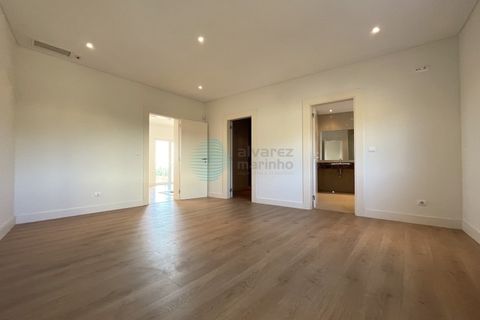 Villa i Belas, Lisbon, Belas - € 1.450.000 | Ref: 2659-V4UM - foto 31