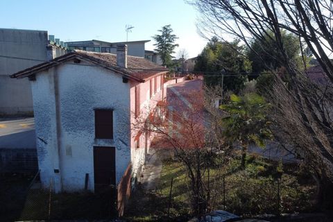 Villa i Ruda, Udine, Ruda - € 45.000 | Ref: AR2171 - foto 8